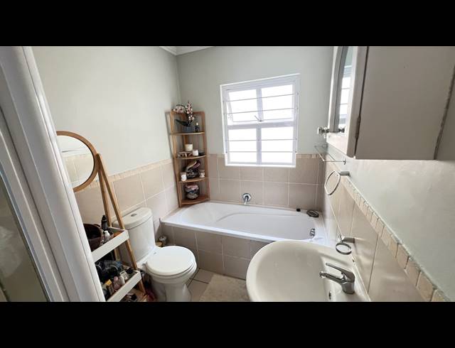 3 BEDROOM HOUSE TO LET IN CALEDON ESTATE